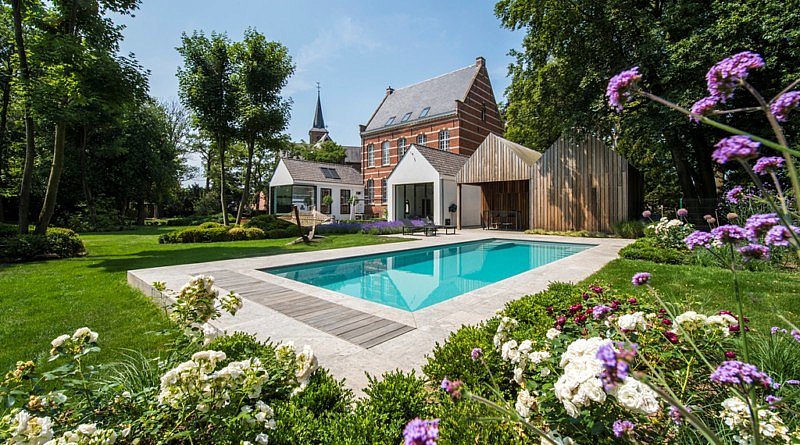 Compass Pools ®studioPSG zwembaden outdoor living chic gardens regio Limburg monoblok outdoor living