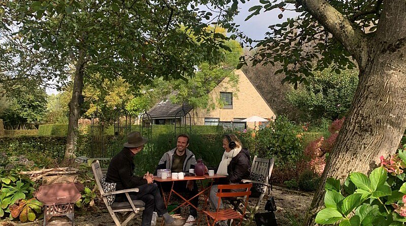 Chic Gardens: Wat kan je in het najaar doen in de tuin? Chic Garden-redacteur Marc Verachtert geeft als tuinexpert handige tips in de podcast van Het Nieuwsblad. Beluister hier de podcast.